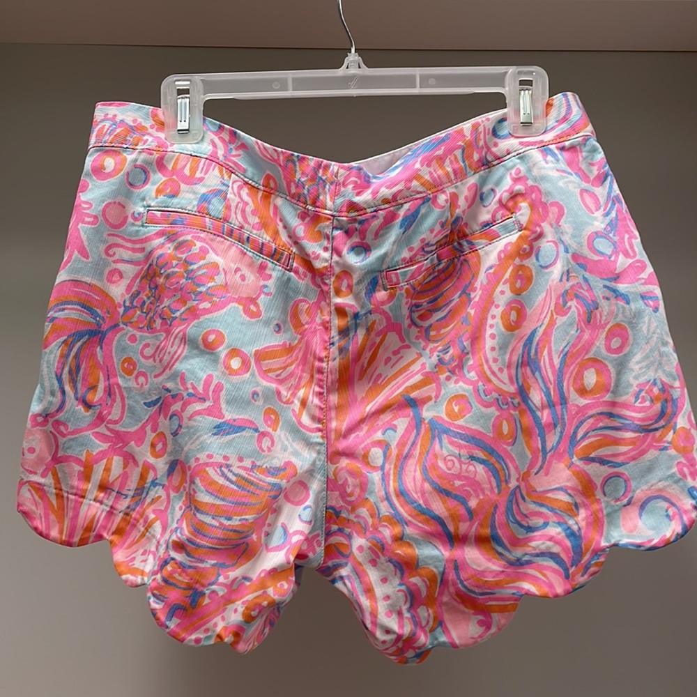 Lilly Pulitzer Buttercup Shorts Too Much Bubbly Pink & Blue Scalloped Size 10 - Picture 9 of 9
